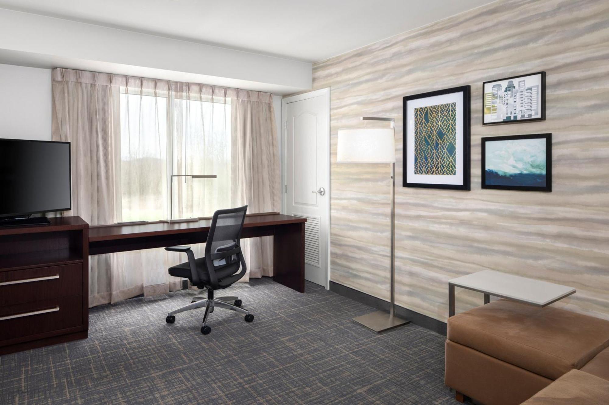 By Marriott Wheeling/st. Clairsville St. Clairsville